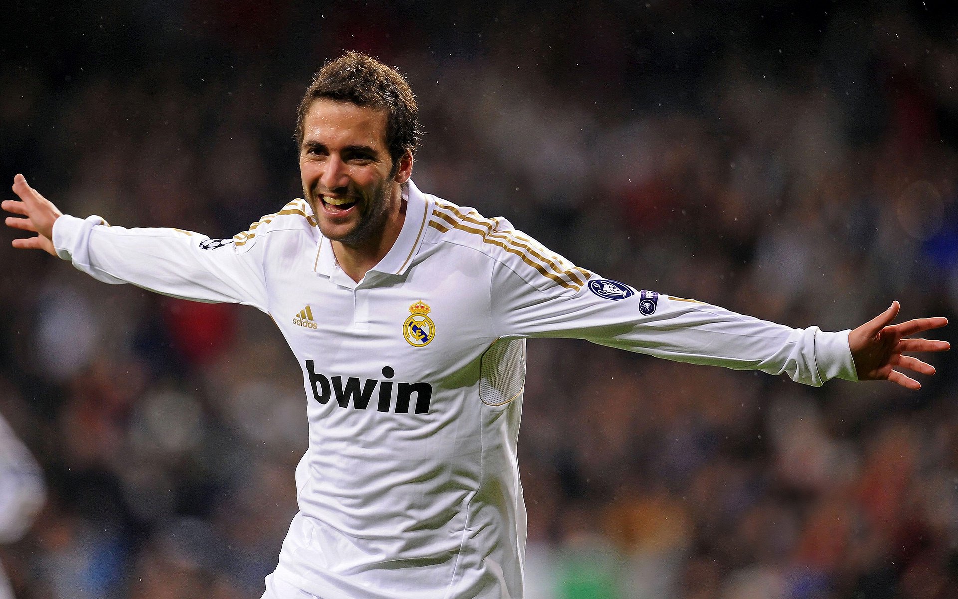 2026世界杯之夜，京多安统治全场